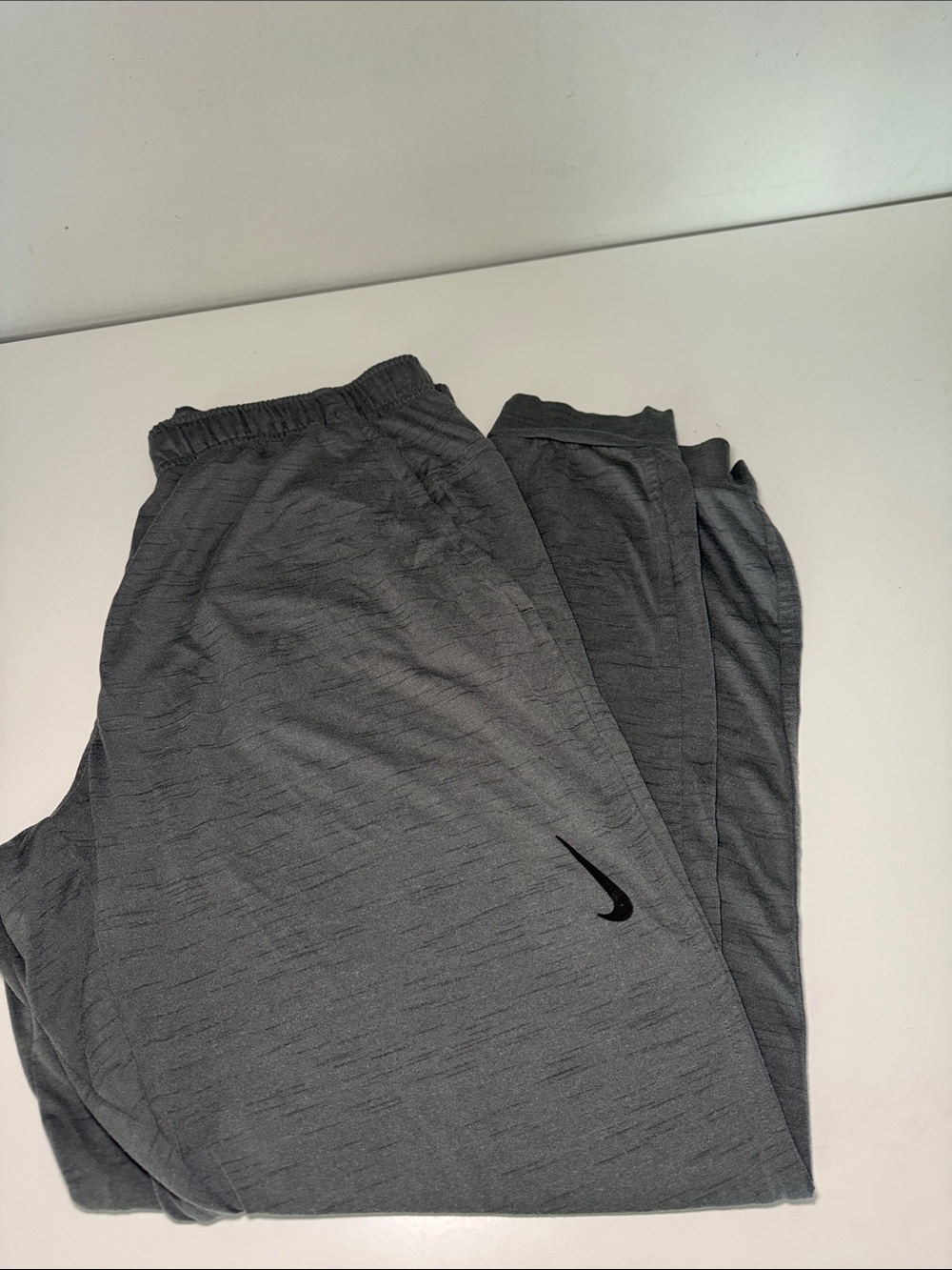 Nike Mens Dri-Fit Gray Performance Joggers with Black Swoosh EUC Large